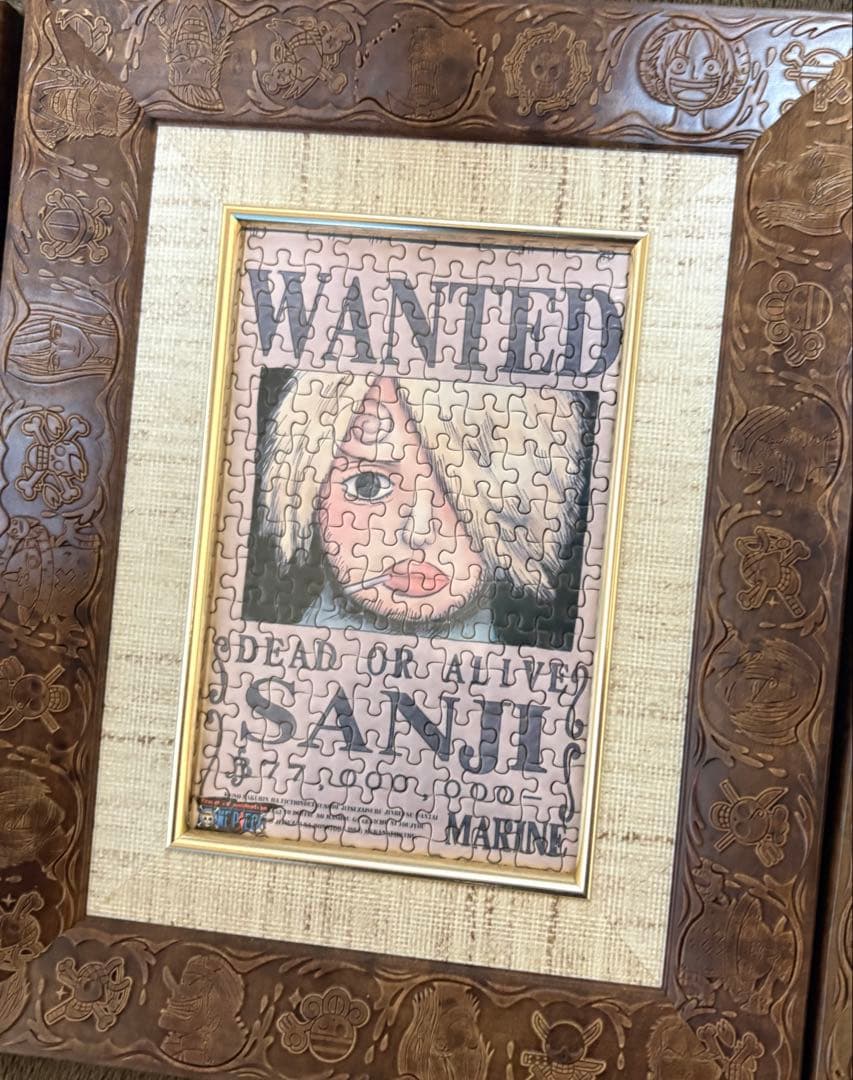 【値下げ可】手配書　パズル　15個　ワンピース　専用フレーム付