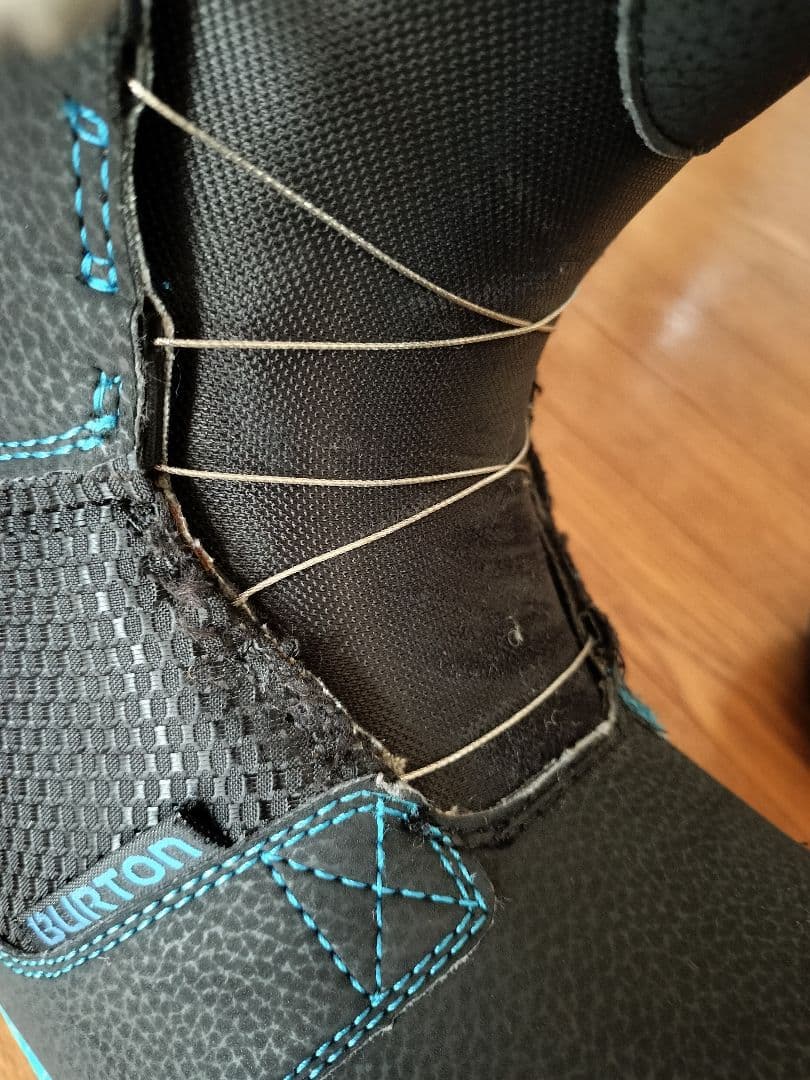 Burton スノーボードブーツ 黒/青