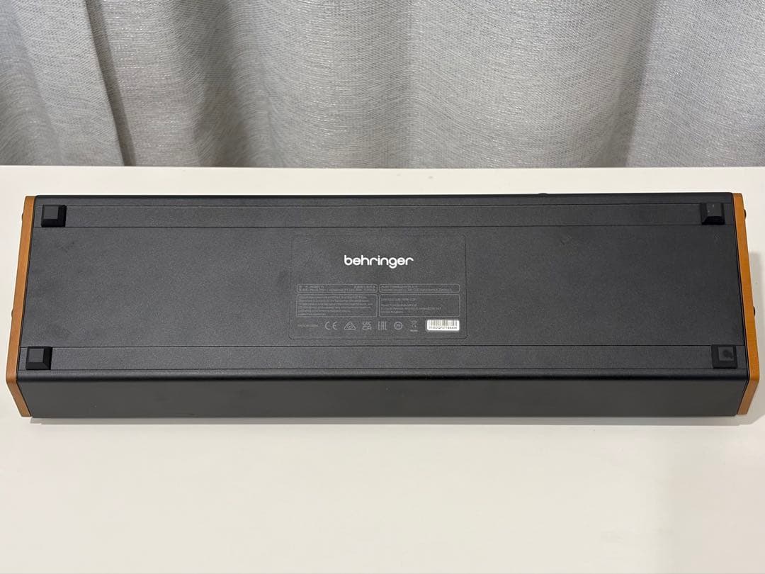 BEHRINGER ベリンガー MODEL 15 モジュラーシンセ ユーロラック