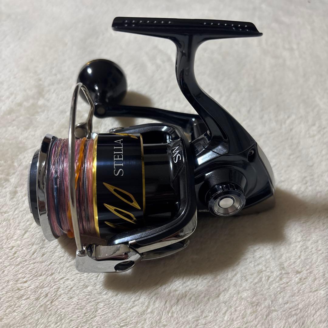 シマノ13ステラSW6000PGとダイワ紅牙ICS103右巻きのセットになります
