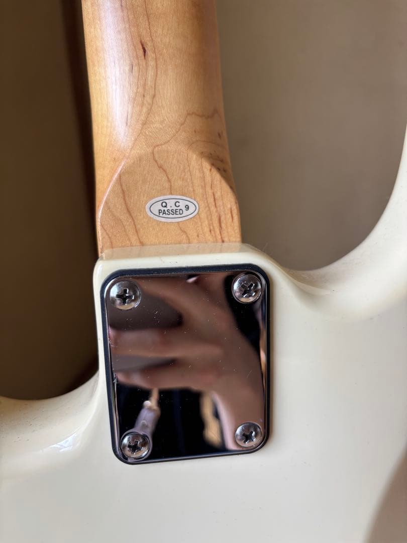 セルダーエレキギター ストラトキャスタータイプ3ピックアップ【中古品】