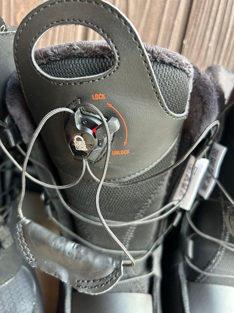 Salomon Ivy 女性用スノーボードブーツ