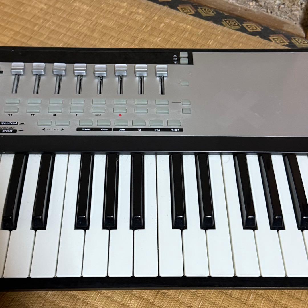 novation/MIDIキーボード&コントローラー/61SL MkII