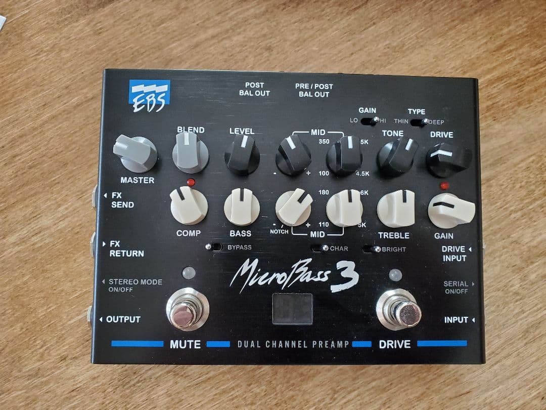 EBS MicroBass 3 ベース用プリアンプ