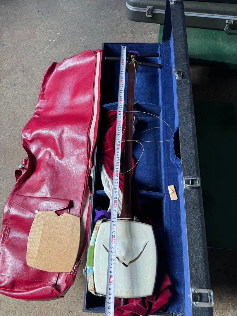 1-津軽三味線?　高級糸巻き 紅木？ハードケース&付属あり