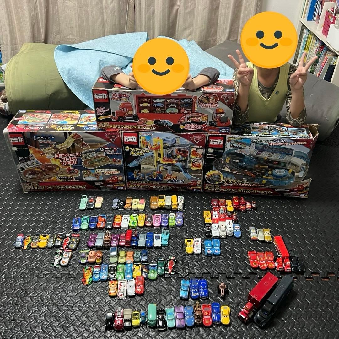 トミカカーズ、マテル社、周辺グッズ