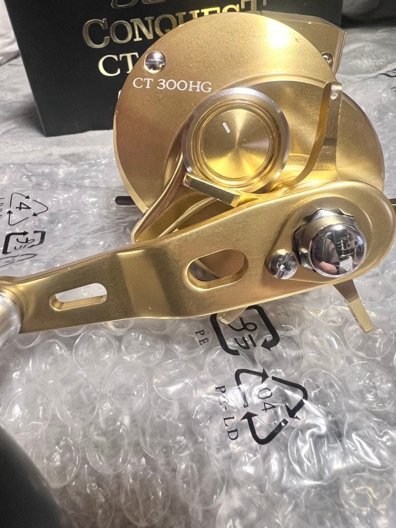 SHIMANO 18 OCEA CONQUEST 300HG ゴールド