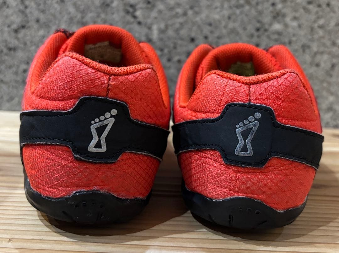 INOV8 bare-xf 210 inov-8 イノヴェイト　トレーニング