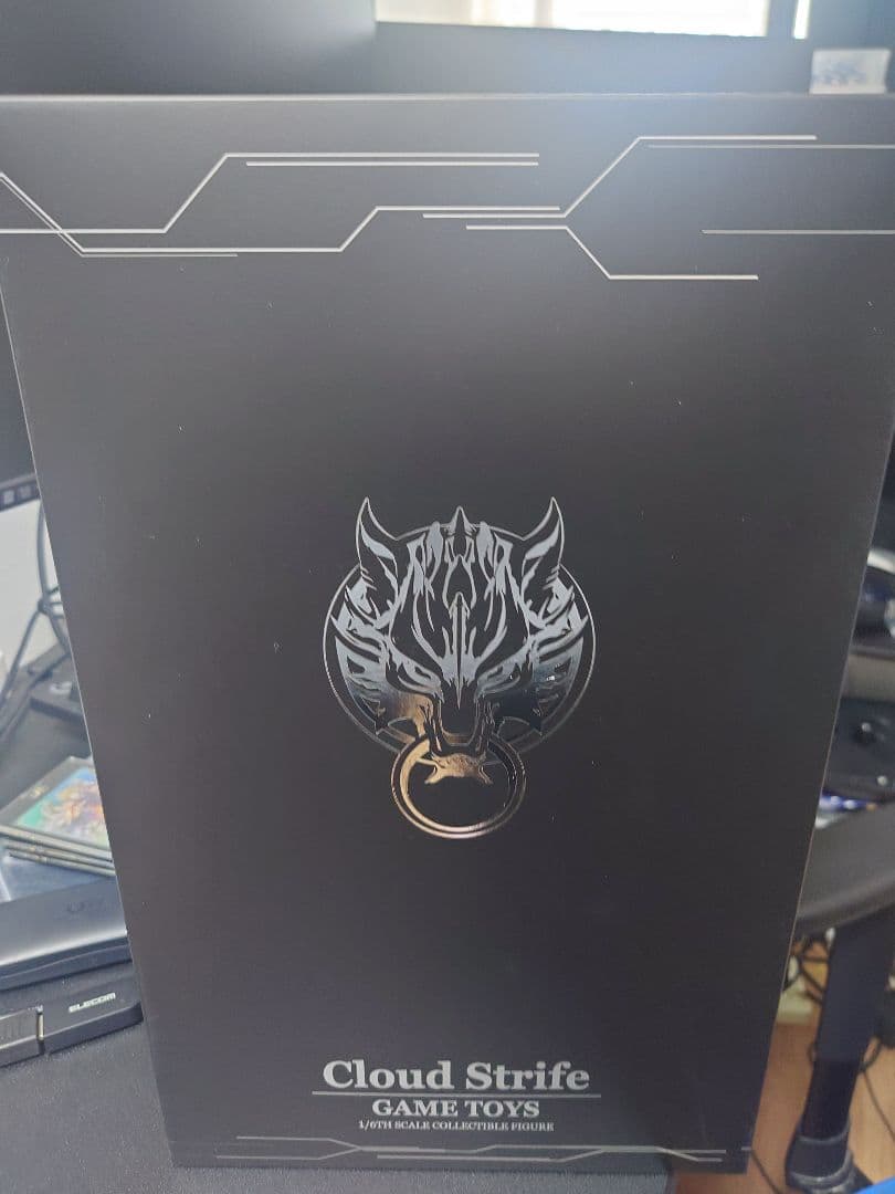 SV＠プロフ必読様　gametoys　クラウド・ストライフ