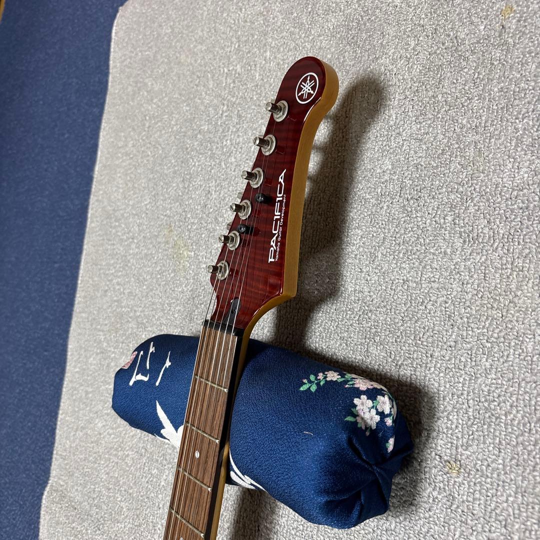 YAMAHA エレキギターPACIFICA612V2FM上位モデル
