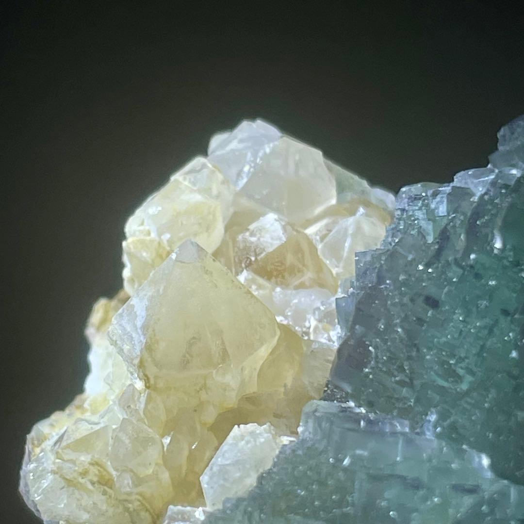 ナミビア Omihana産 フローライト 蛍石 鉱物標本 原石