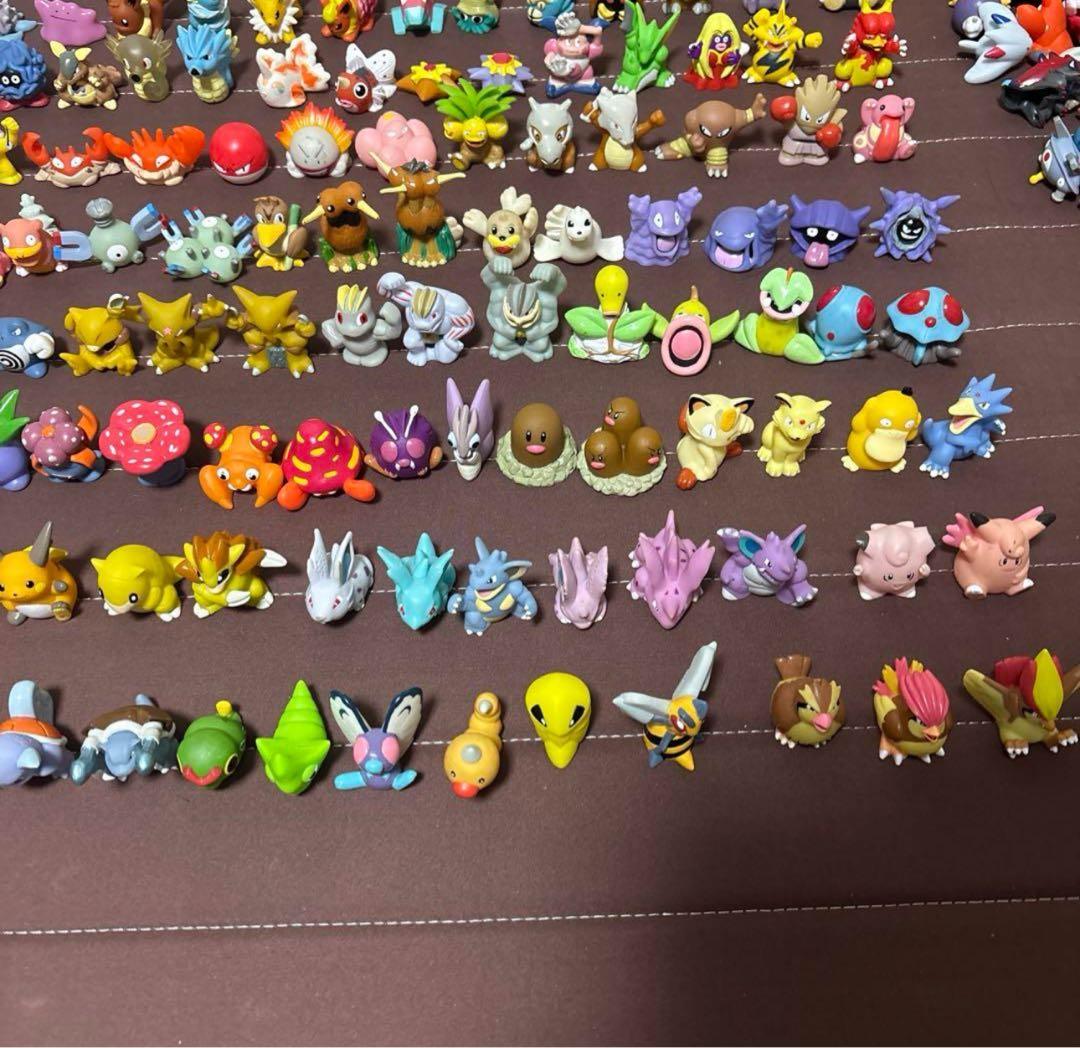 約1030匹　ポケモンキッズ　クリア　モンコレ　指人形　フィギュア　カントー