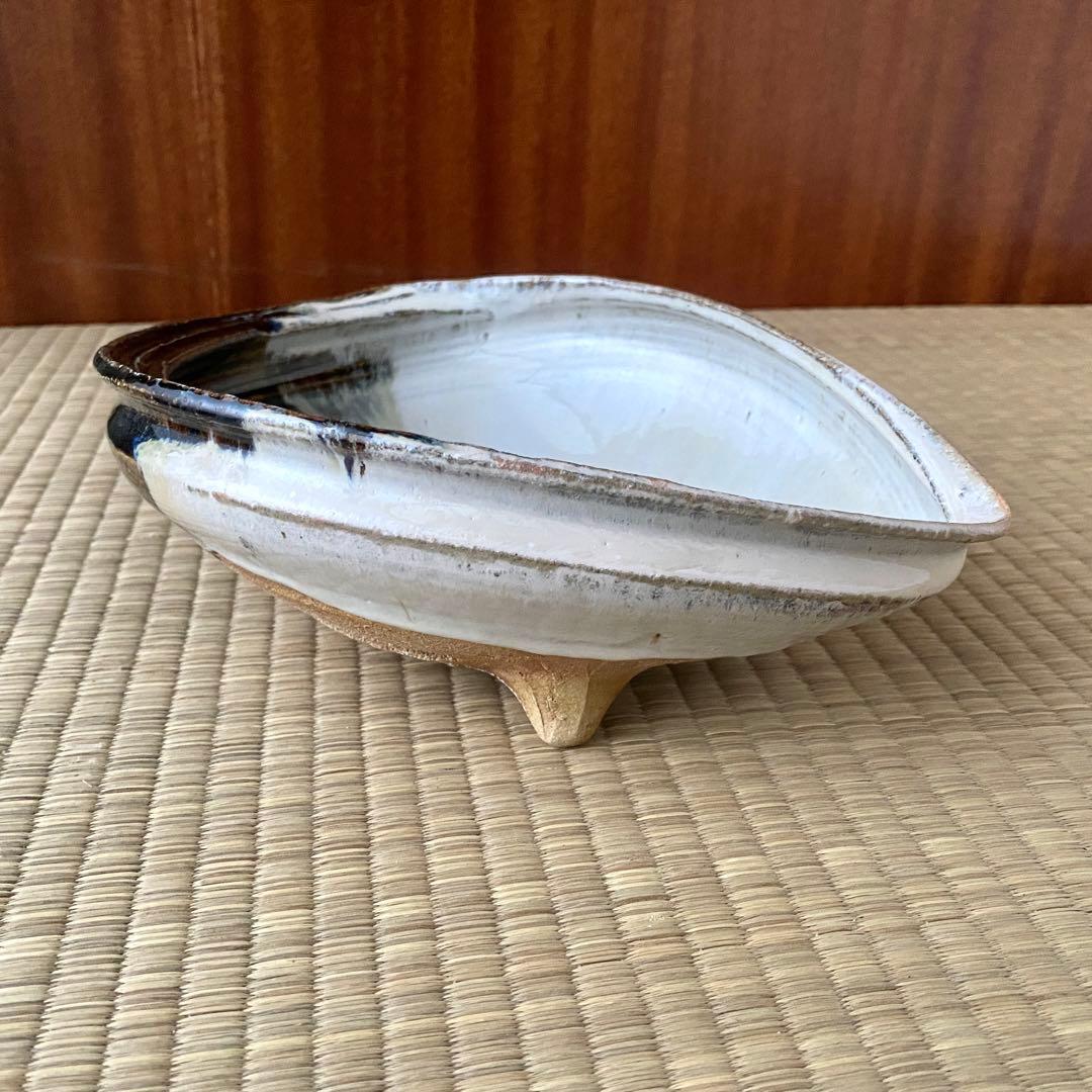 美品 未使用 唐津焼 岡本作礼造 【朝鮮唐津】 鮑型 脚付鉢 共箱