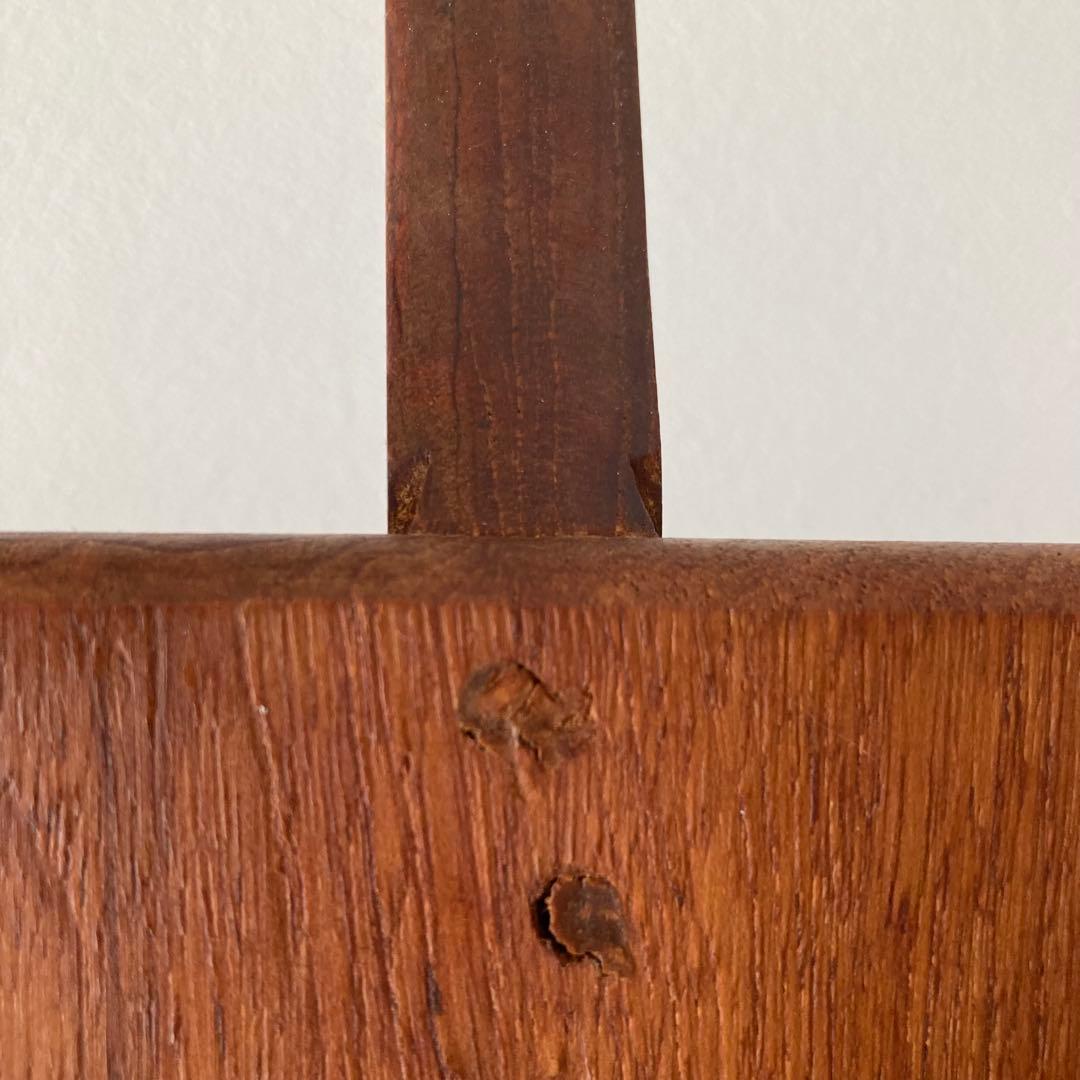 北欧ヴィンテージ　無垢材　チークのカッティングボード　持ち手付きトレイ