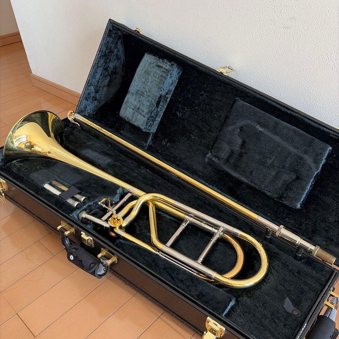 テナーバストロンボーン　XO UT-L 中古
