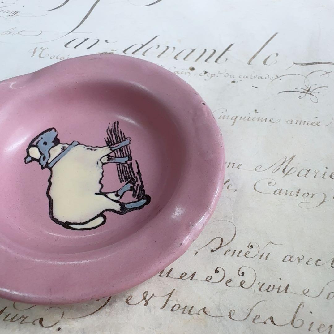 フランスアンティーク　ホーロー 羊さんの小さなお皿　ピンク