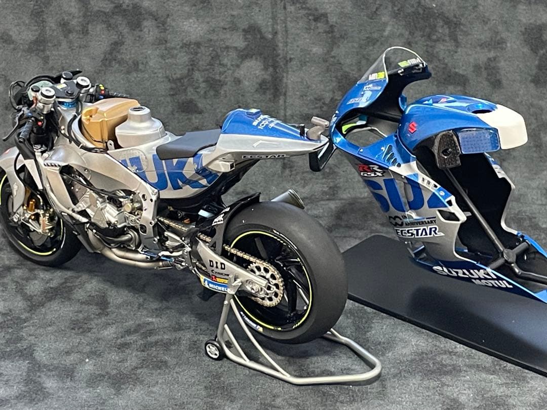 タミヤ1/12 TEAM SUZUKI ECSTAR GSX-RR'20
