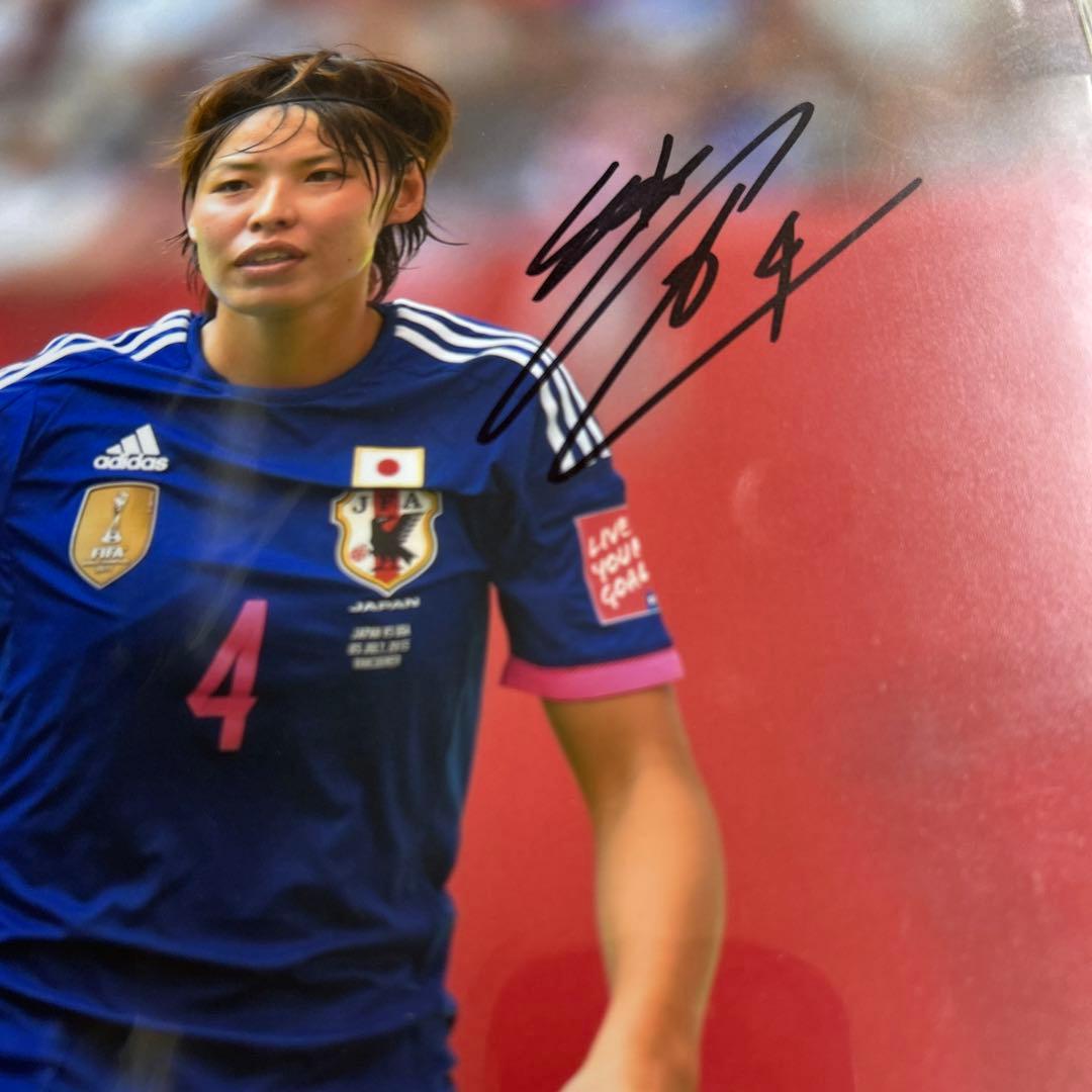 なでしこジャパン　日本代表女子サッカー主将 熊谷　紗希 　直筆サイン入りフォト