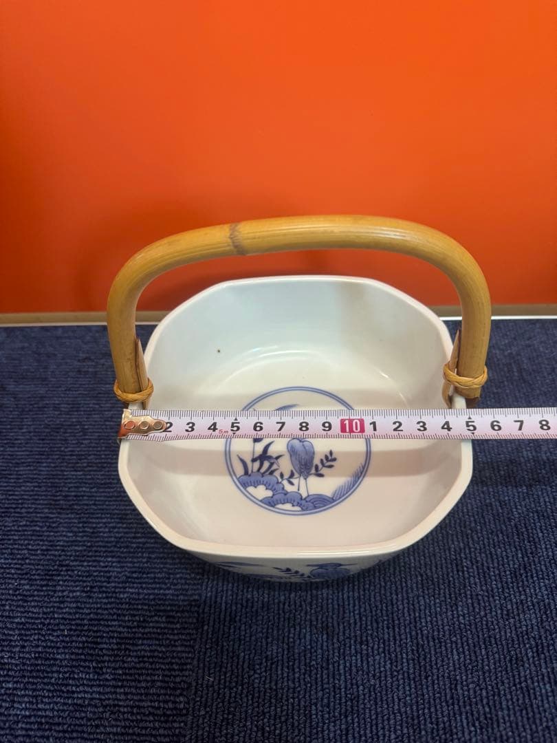 1891  宮内庁御用達『十四代 辻常陸』　辻製　染付花鳥　手付き鉢