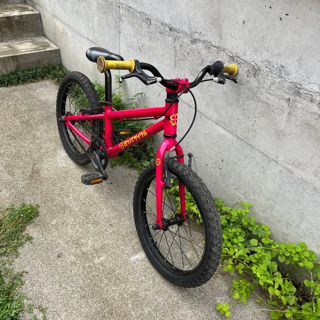 ヨツバサイクル　18インチ　限定マゼンタカラー　東京多摩地区より