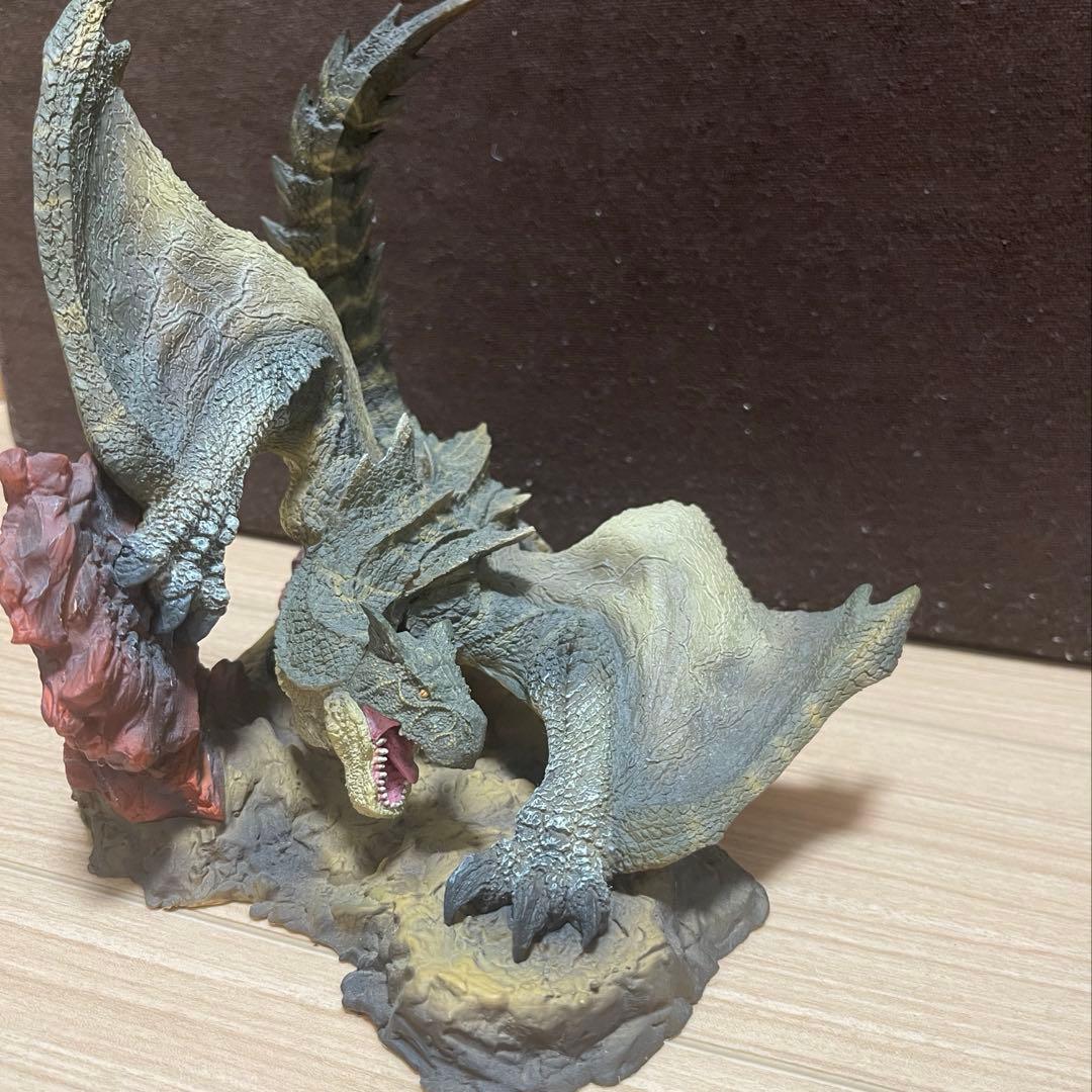 モンスターハンター モンハン クリエイターズ フィギュア ティガレックス 亜種