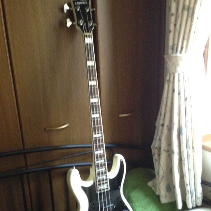【EDWARDS】SID 明希 model bass white
