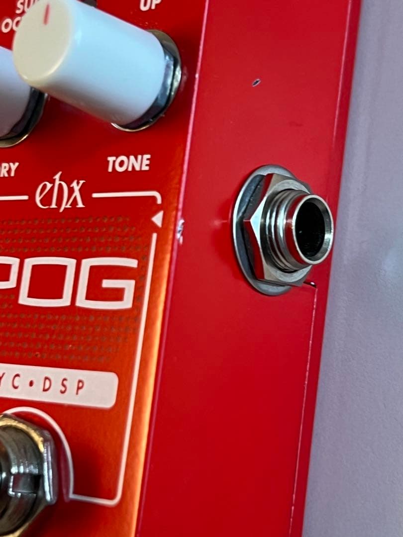 小さい！エレクトロハーモニックス Pico Pog オクターバー