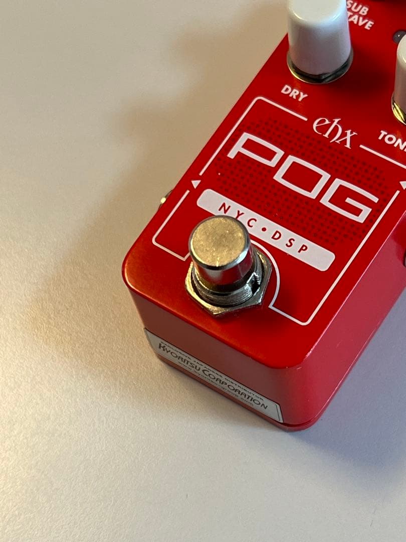 小さい！エレクトロハーモニックス Pico Pog オクターバー