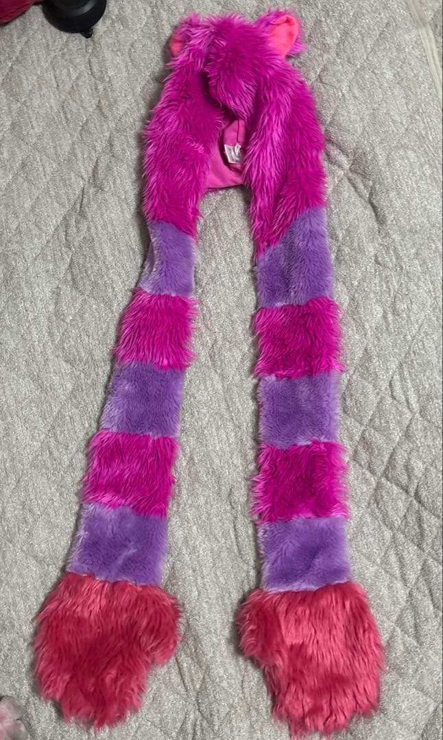 チェシャ猫　マフラーキャップ