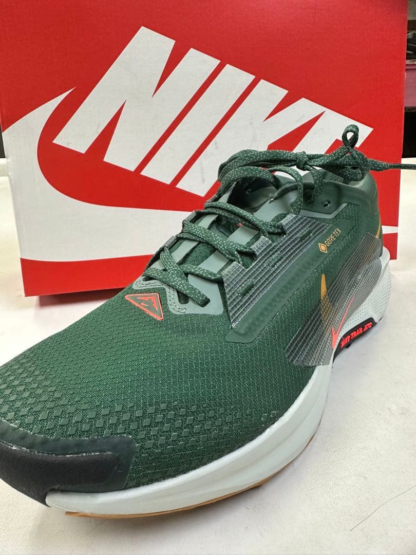 29センチNIKE GORE-TEX PEGASUS TRAIL 5 GTX