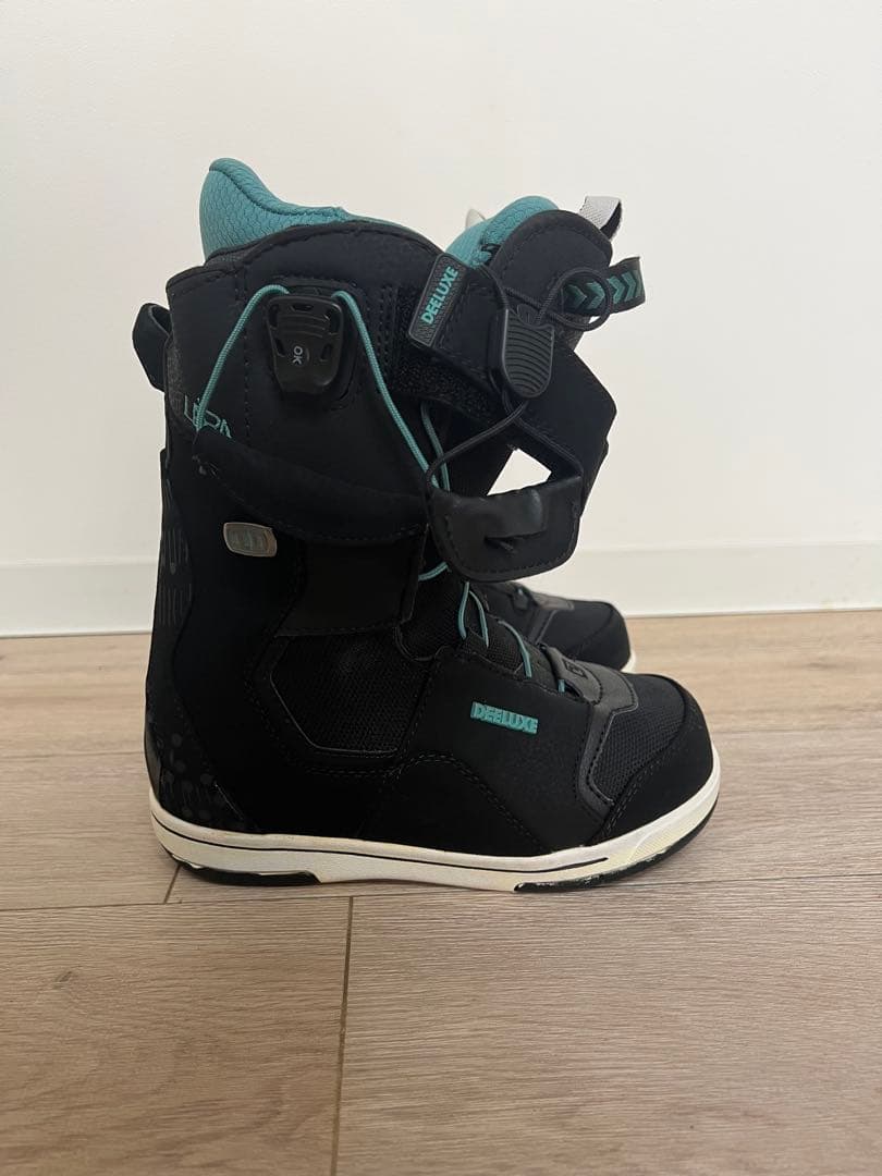 DEELUXE スノーボードブーツ 22.5センチ ID5.2 ディーラックス