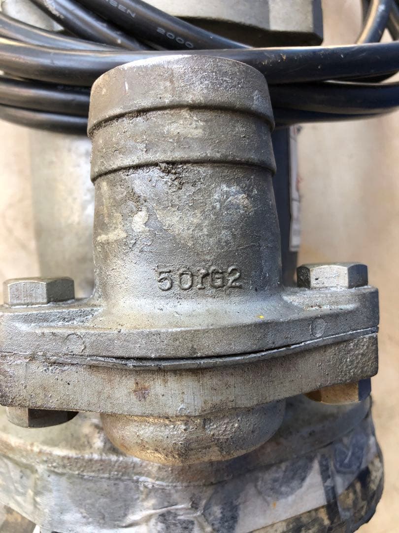 ステンレス製ウォーターポンプ。EBARA PUMP