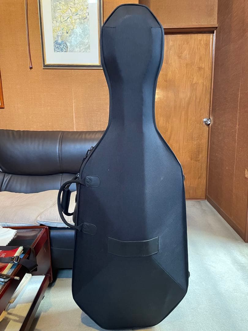 チェロ　4/4 弓　セミハードケース付き