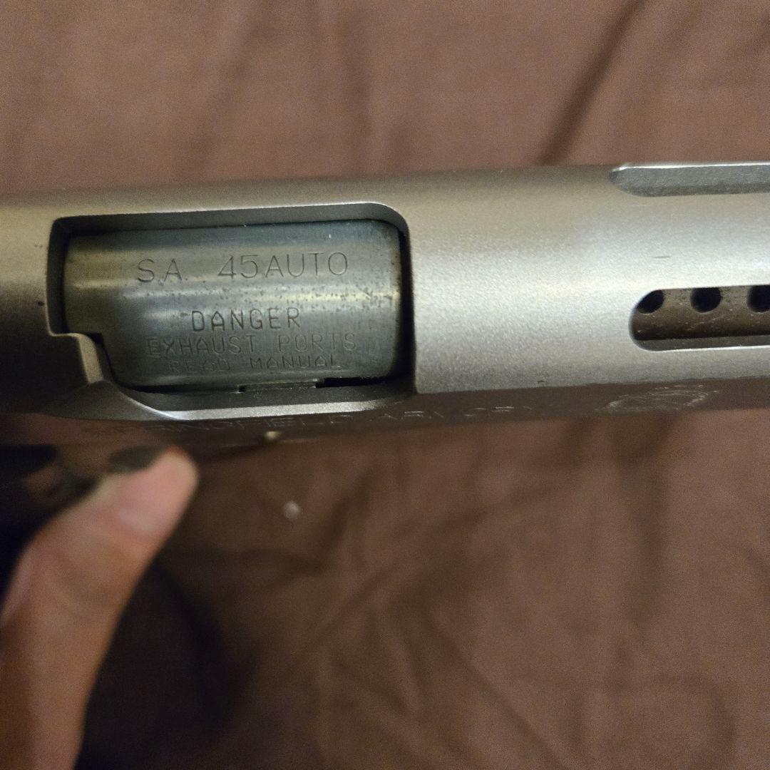 ウエスタンアームズ V10ウルトラコンパクト ホルスター付き 美品