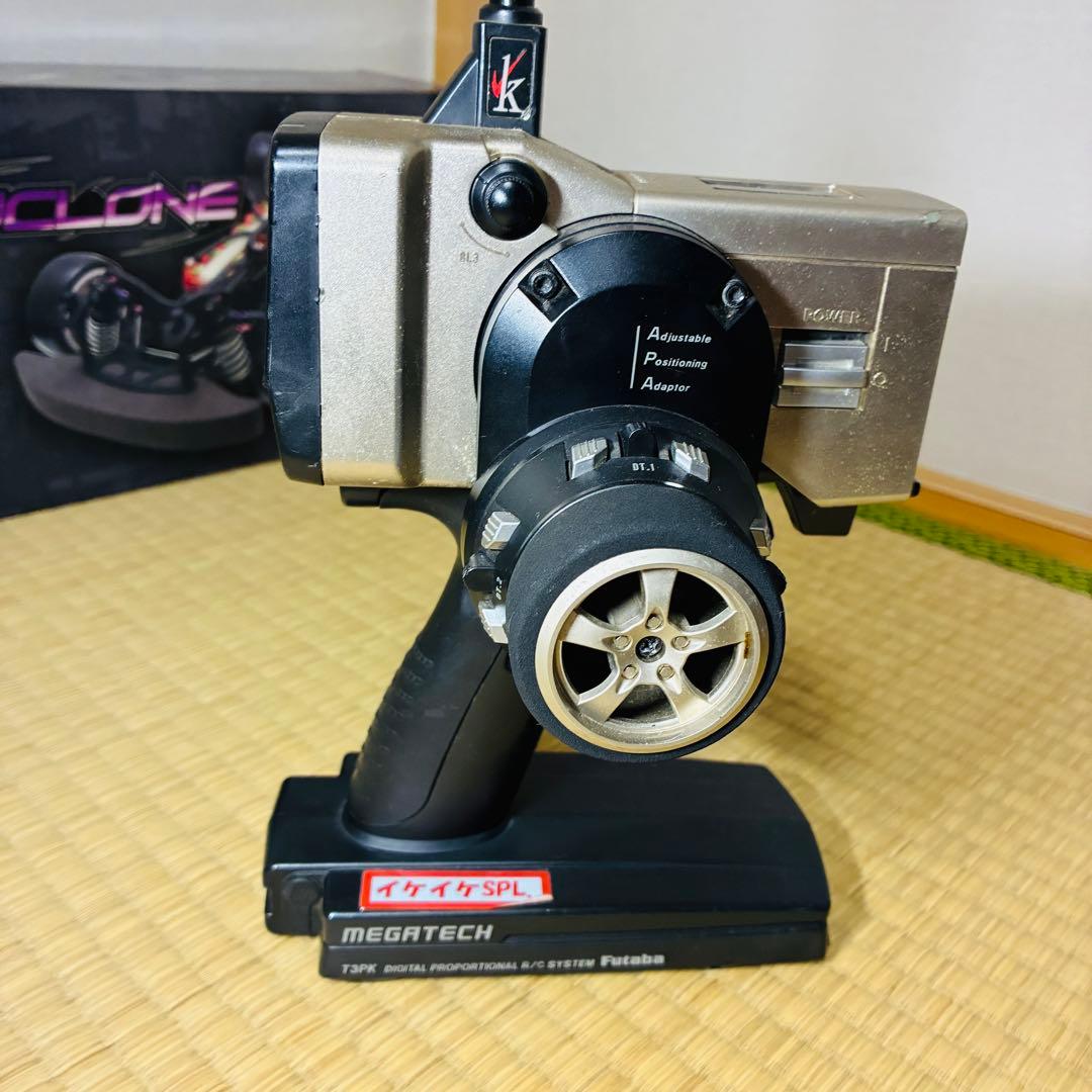 【このまま使用可能❕】HPI Racing ラジコンカー ボーンシャーシ　180