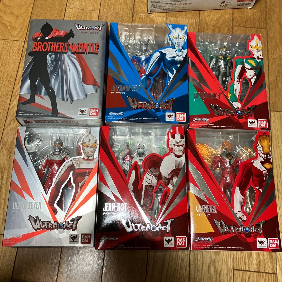 d*9様 ウルトラアクト　フィギュアセット