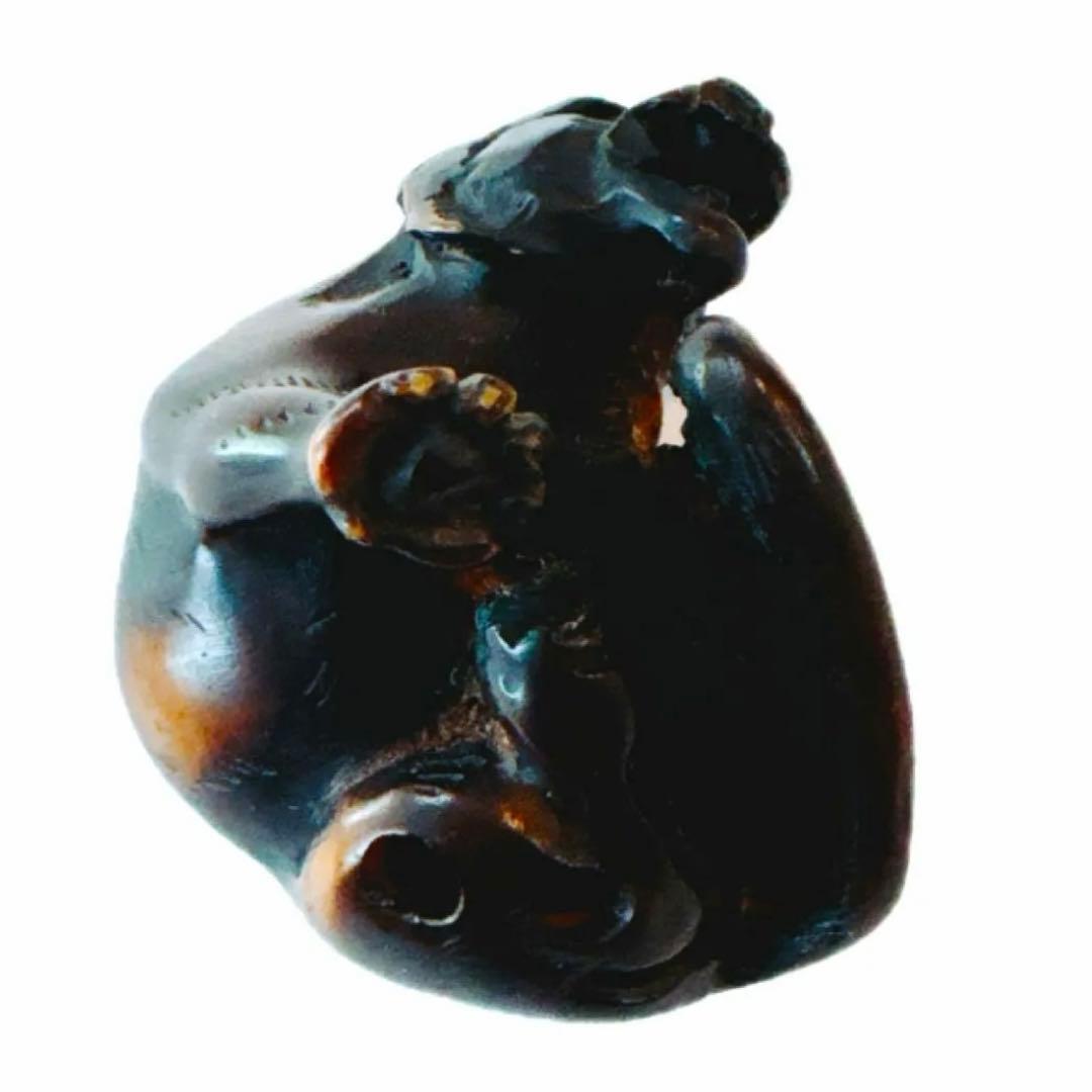 木彫り熊 熊 根付 木製 彫刻 置き根付 提げ物 骨董 アンティーク 黄楊