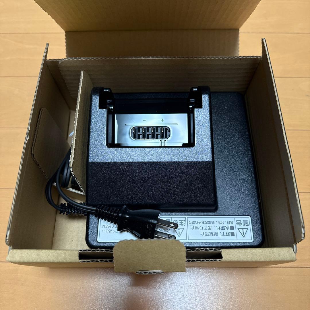 新品/未使用 panasonic NKJ075Z 電動自転車バッテリー充電器のみ