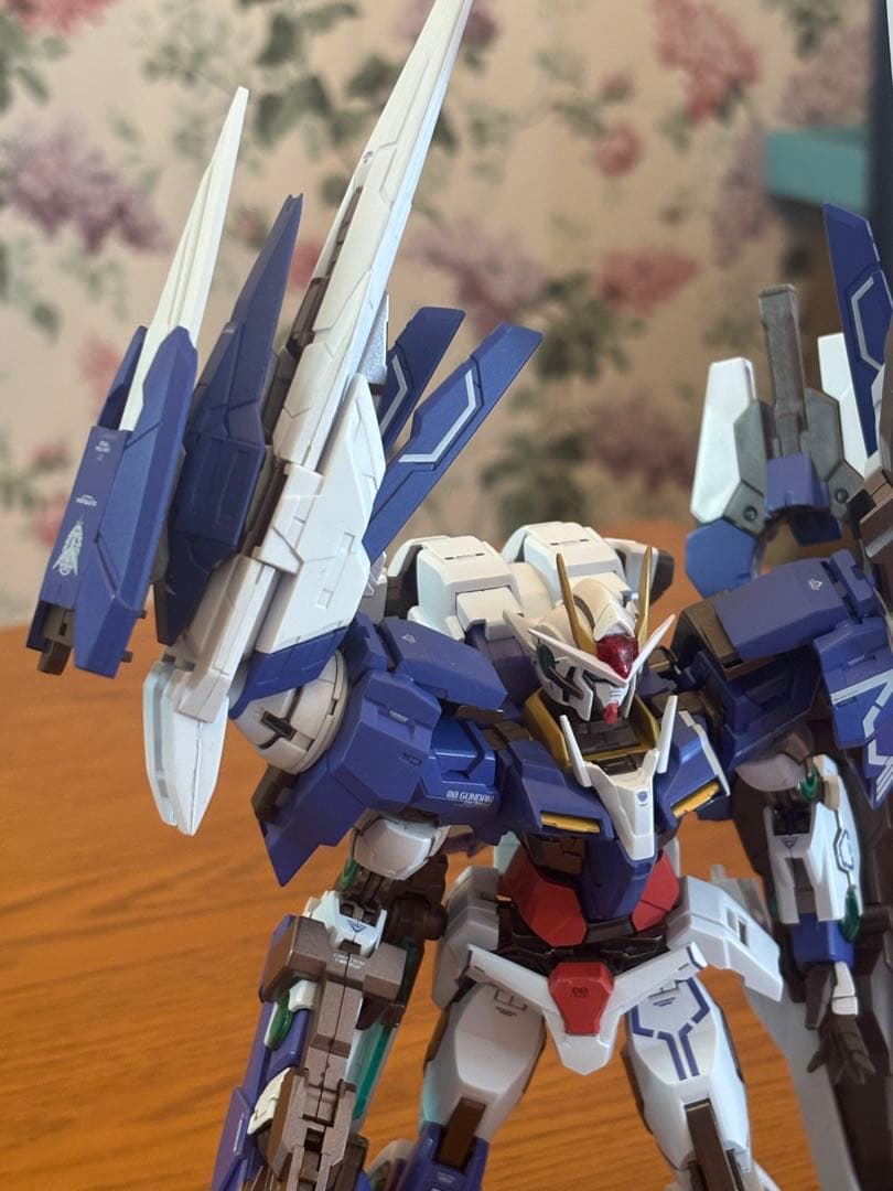 美品 L BUILD ダブルオーガンダム セブンソード (完成品)