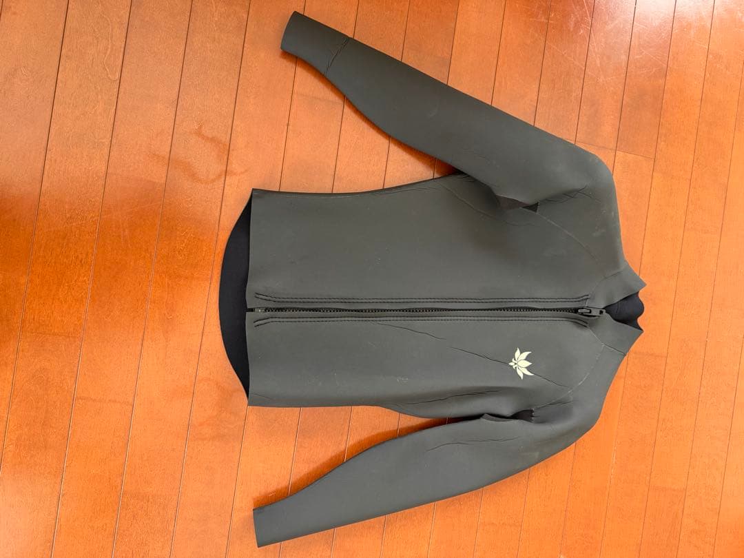 ブラックタッパー ジッパー付き