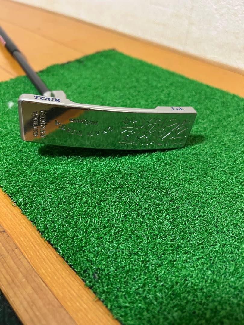 GRANDISTA McQueen gss パター