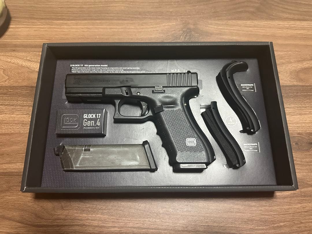 東京マルイGlock 17 gen4 マガジン ガス BB弾 付