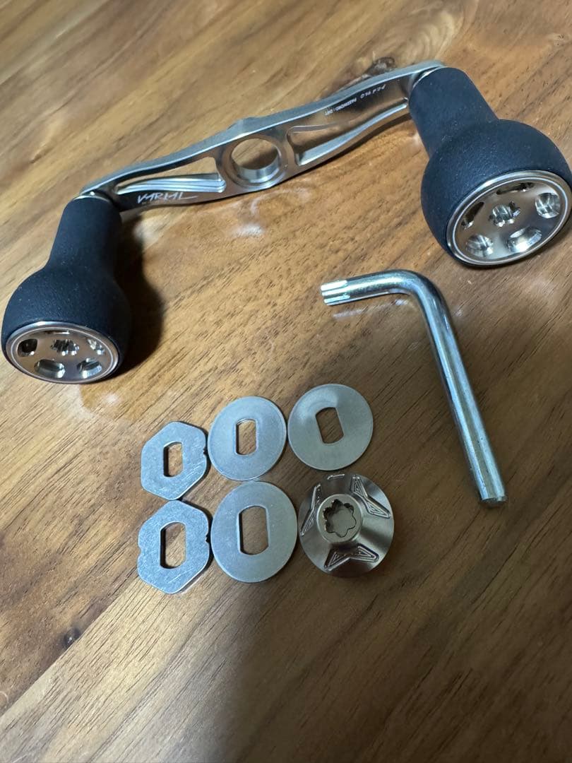 DRTバリアル95ハンドルMC後シルバー センターナット　シマノ左