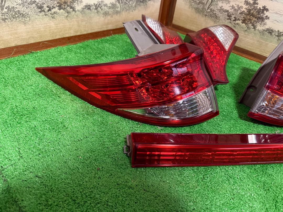 トヨタ エスティマACR50 ￼中期　テールライト