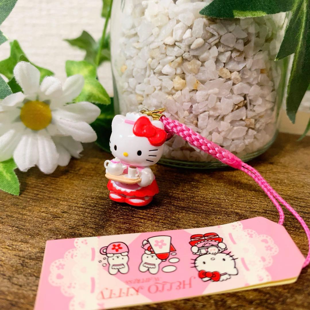 激レア　ご当地キティ レストラン限定 ウェイトレスバージョン 根付け