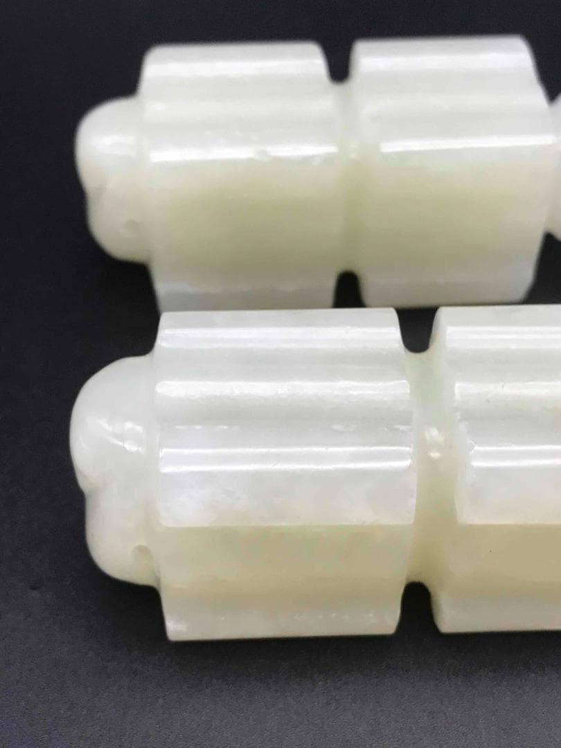 明時代　和田青玉　和田玉彫り　「天円地方」型玉佩一対　純和田玉 稀品(F-38)