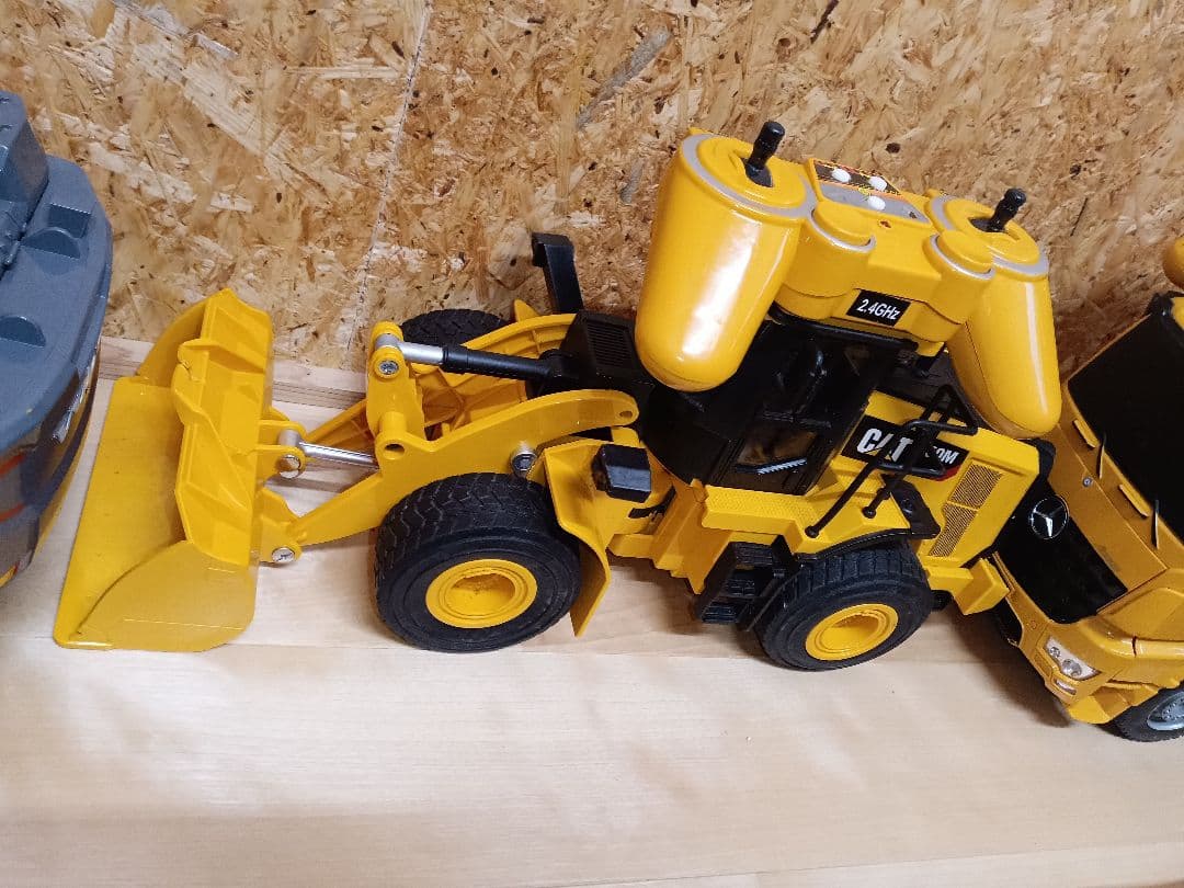 建設作業車　ラジコン