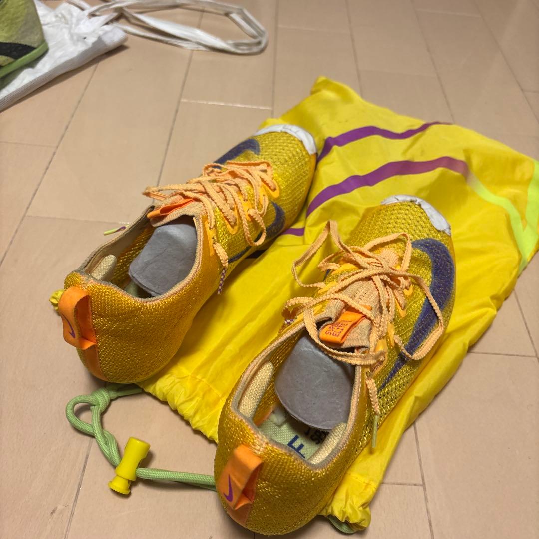 エリートフライ2イエロー/オレンジ メッシュスパイクシューズ 収納袋付き