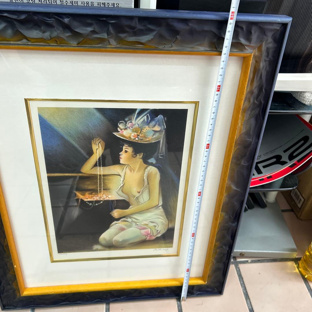 ペルテリオラ　白いネックレス　　117/250 裸婦