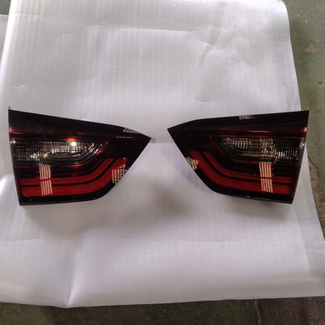 フィット テールランプ